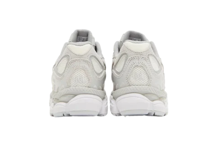 AS Runner Sneaker